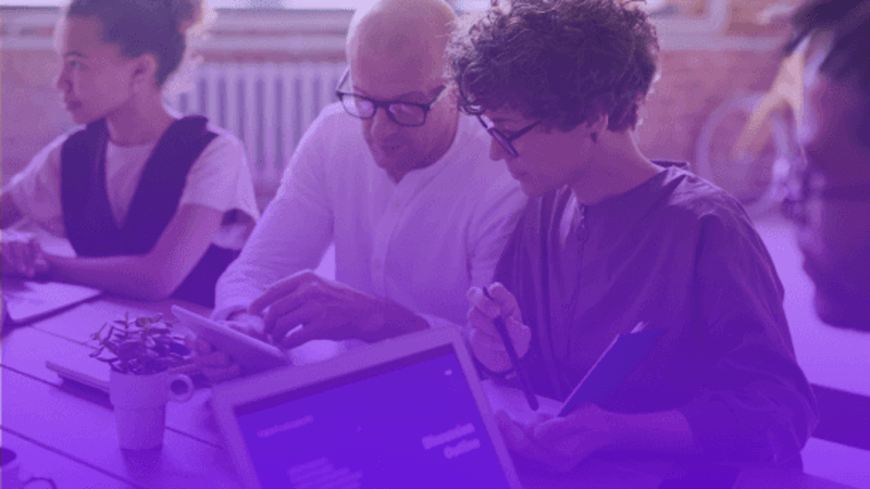 Winning Press Kit Examples That Tell Your Story (+Templates)