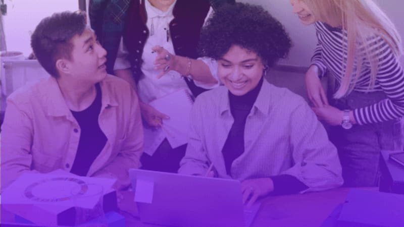 Winning Influencer Marketing Pitch Deck Examples & Templates