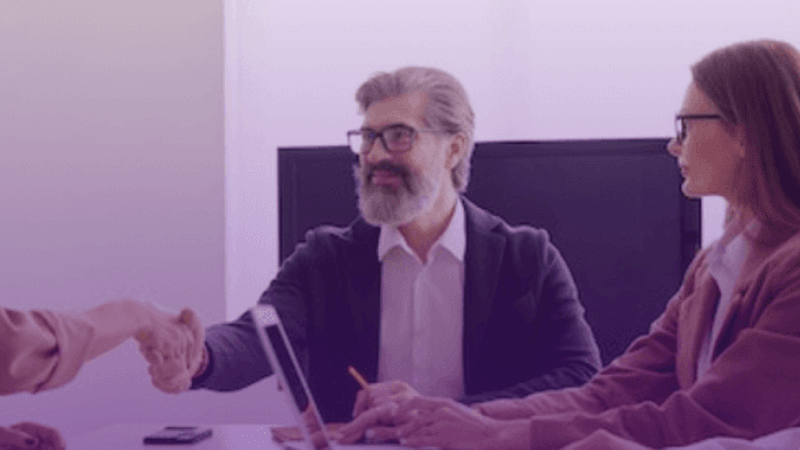 6 Recruitment Pitch Deck Examples Every HR Pro Should See