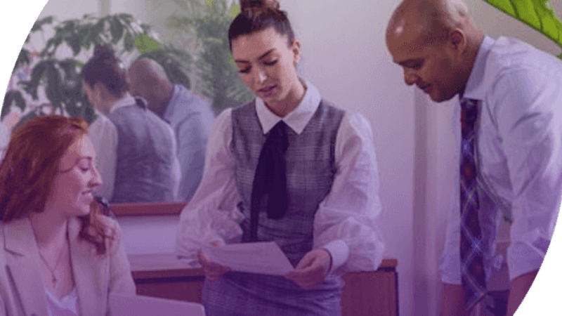 How to Create a Winning Agency Pitch Deck: Examples & Tips